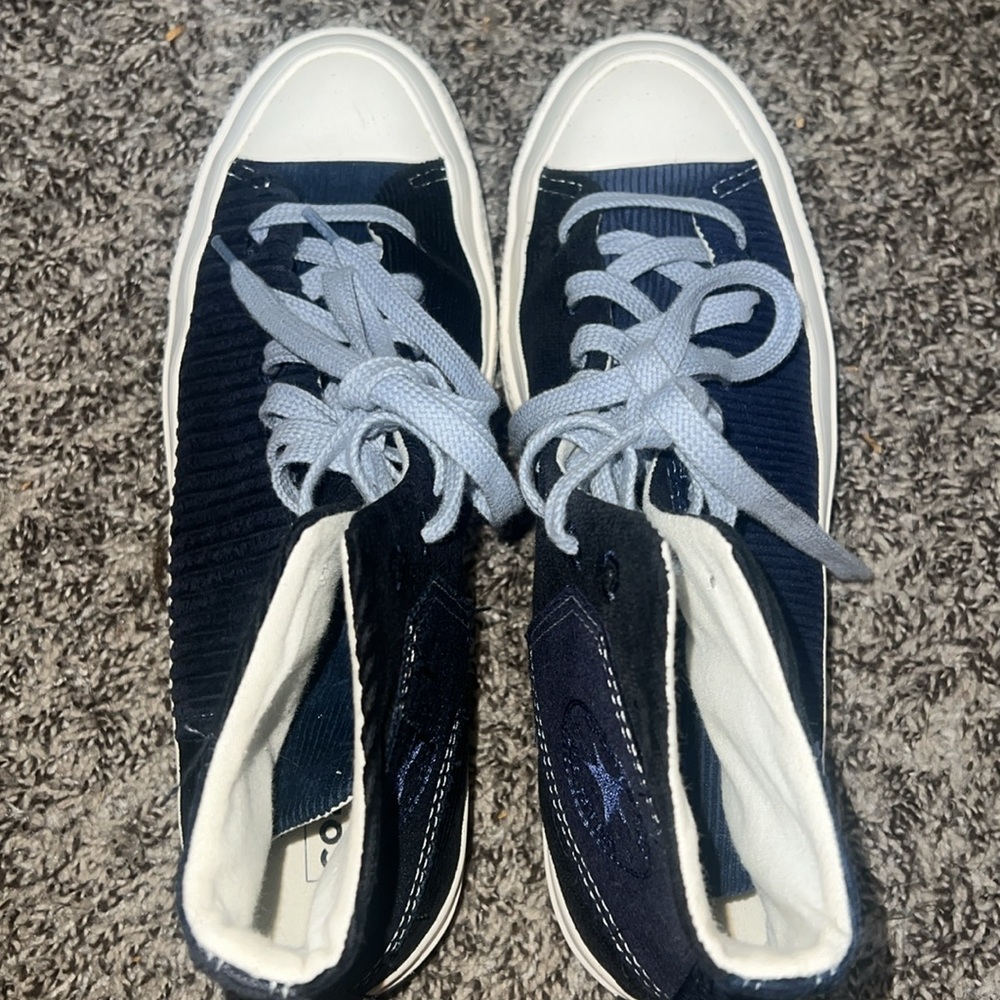 Converse - Picture 4 of 4